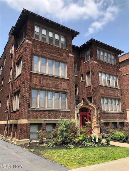 2672 N Moreland Blvd Unit 6, Cleveland, OH 44120