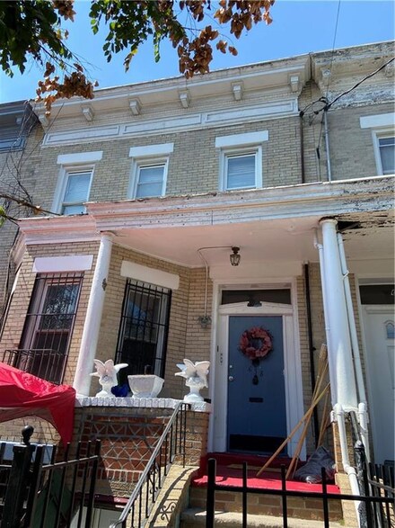 638 Crescent St, Brooklyn, NY 11208