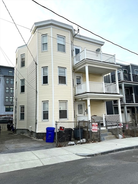 17 Hillsboro St, Dorchester, MA 02125