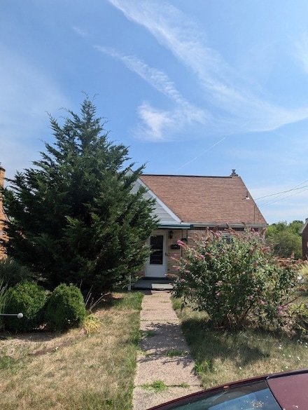 226 Carmella Dr, White Oak, PA 15131
