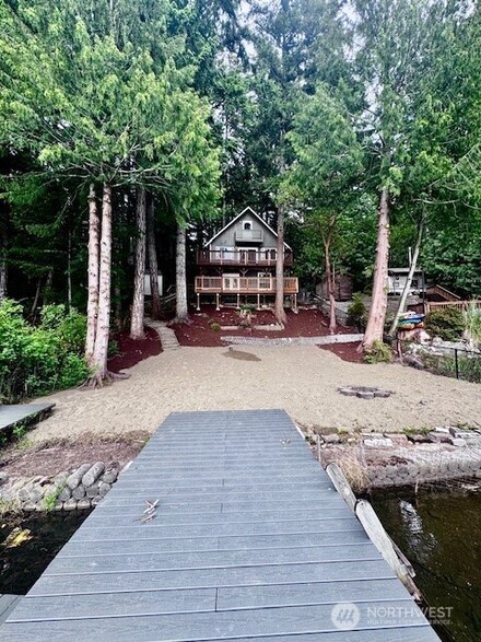1631 NE Haven Way, Tahuya, WA 98588