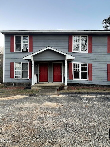 973 Odom Dr, Fayetteville, NC 28304