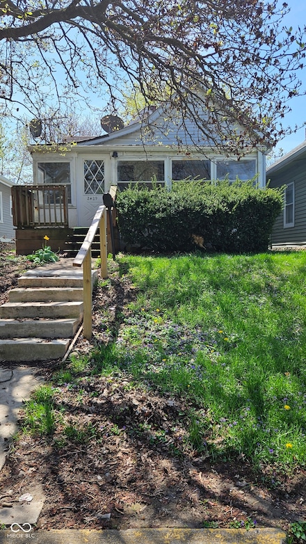 2429 E 16th St, Indianapolis, IN 46201