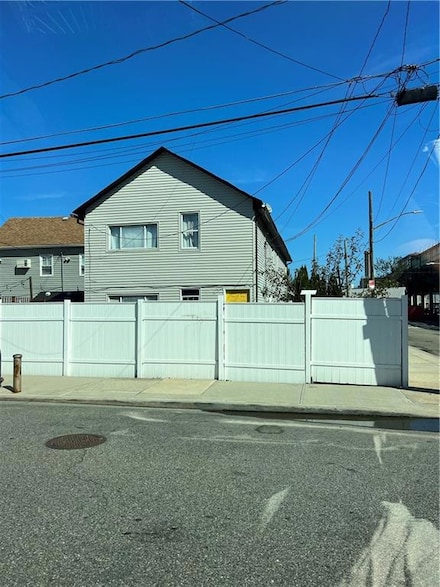 304 Beach 89th St, Rockaway Beach, NY 11693