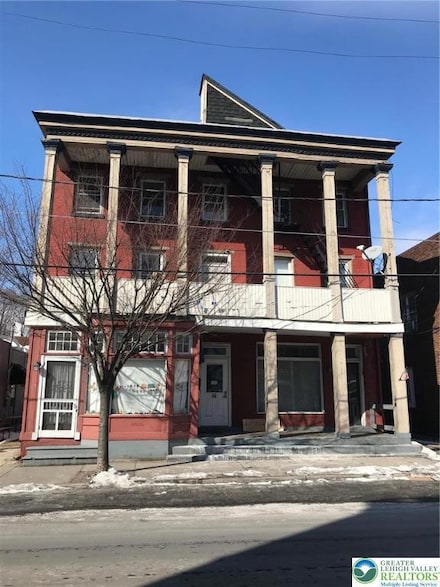 44 Mauch Chunk St Unit 9, Tamaqua, PA 18252