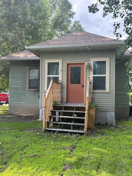 119 3rd Ave E, Franklin, MN 55333