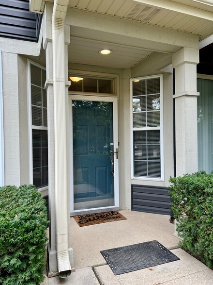 2238 Lake Ridge Dr Unit 88, Glendale Heights, IL 60139