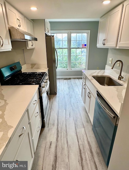 1960 Fountainbrook Ct, Woodbridge, VA 22192