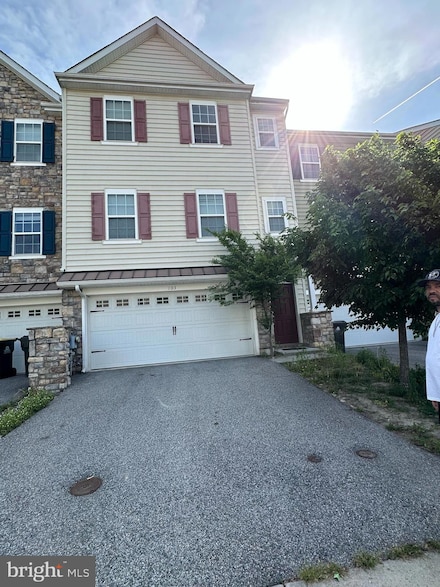 103 Russell Ln, Newark, DE 19711