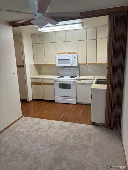 655 S Alton Way Unit 2C, Denver, CO 80247