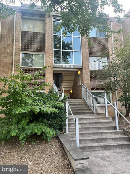2902 Kings Chapel Rd Unit 9, Falls Church, VA 22042