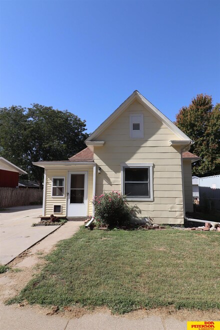 2917 N 44th St, Lincoln, NE 68504