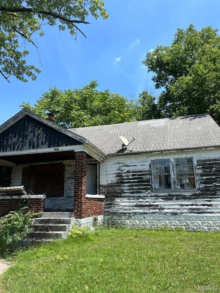 1618 N 42nd St, East Saint Louis, IL 62204