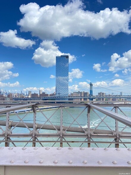250 South St Unit 12G, New York, NY 10002