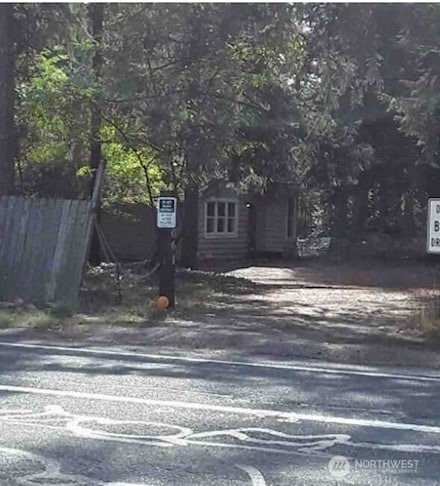 19061 SE 272nd St, Kent, WA 98042