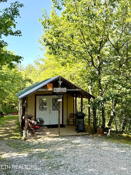 1600 Chestnut Valley Rd, Vonore, TN 37885