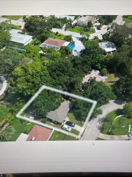 2141 Clematis Ct, Sarasota, FL 34239
