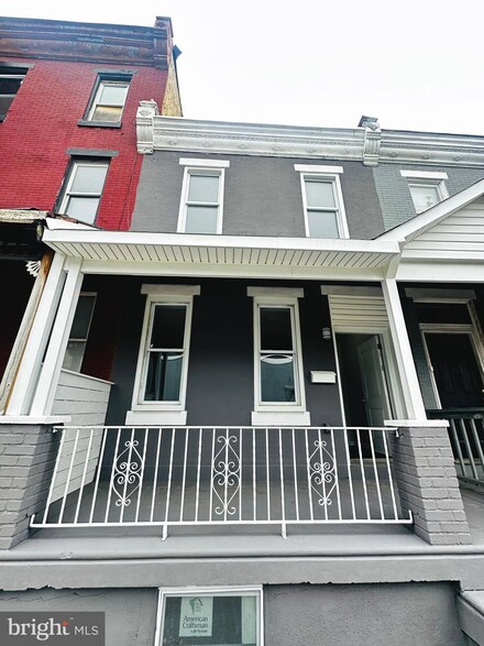 3323 N 22nd St, Philadelphia, PA 19140