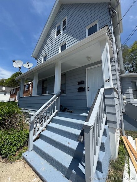 39 Bank St Unit 2, Derby, CT 06418