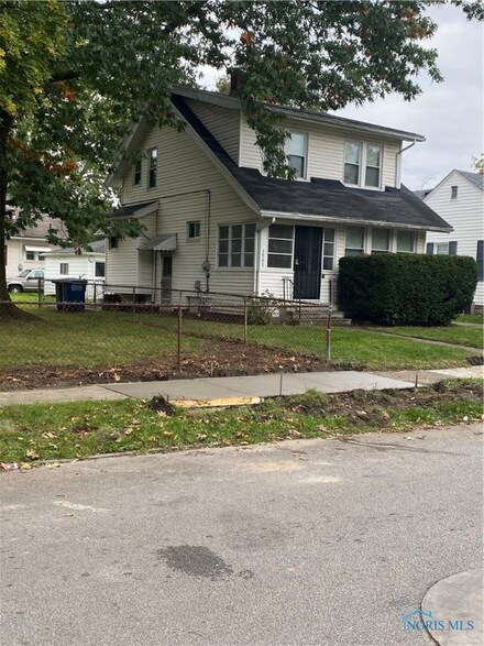 1707 Alvin St, Toledo, OH 43607