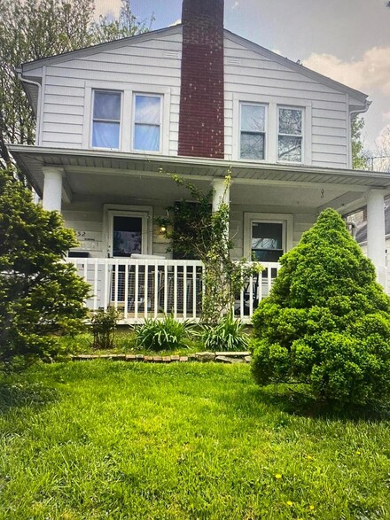 552 S Eureka Ave, Columbus, OH 43204