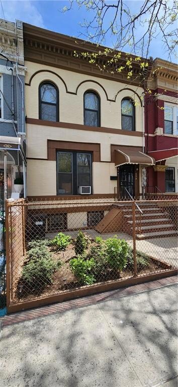 459 Miller Ave, Brooklyn, NY 11207