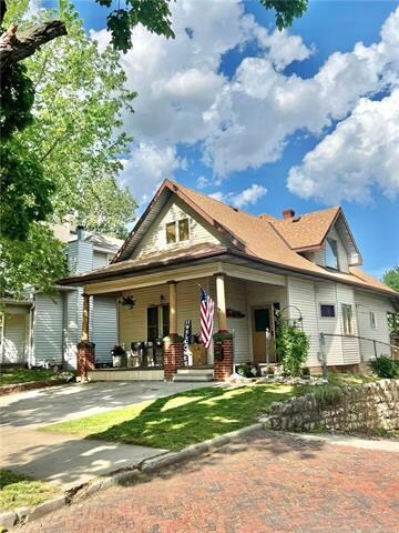 2207 N 2nd St, Saint Joseph, MO 64505
