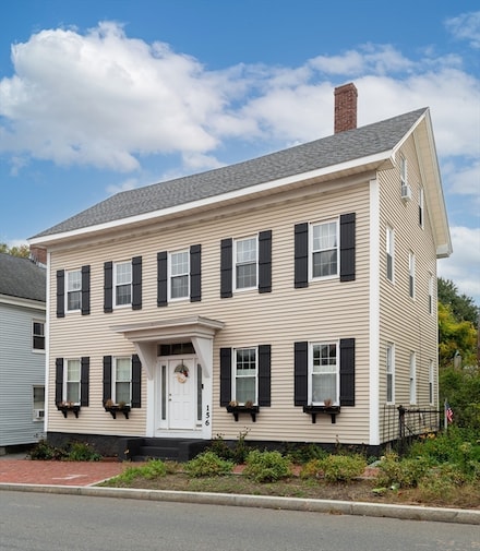 156 Bridge St Unit B, Salem, MA 01970