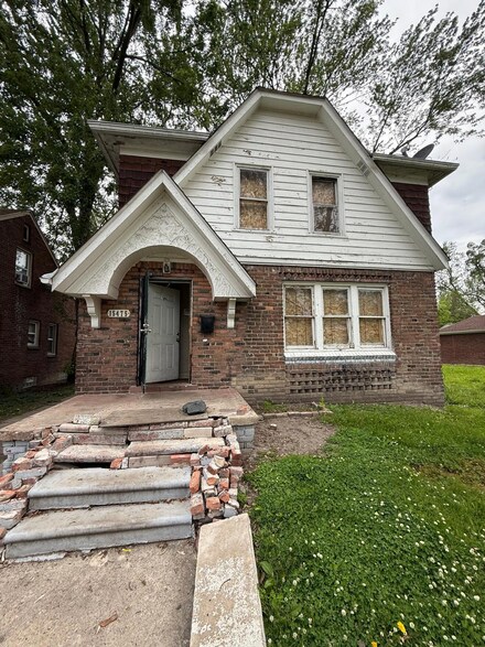 15475 Coyle St, Detroit, MI 48227