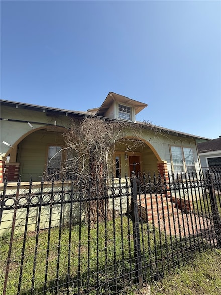 7309 Avenue E, Houston, TX 77011