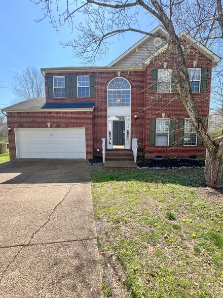 6100 Bent Wood Dr, Antioch, TN 37013