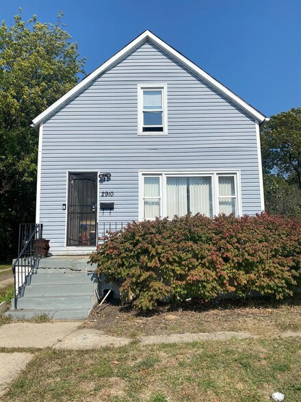 2910 W 21st Ave, Gary, IN 46404