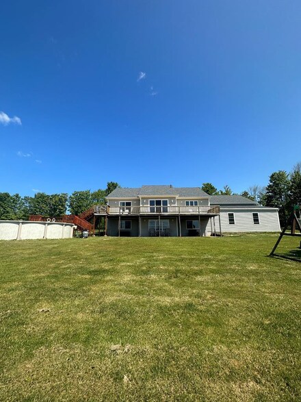 431 Picketts Corners Rd, Saranac, NY 12981