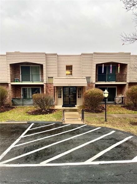 604 Calais Dr Unit 1107, Pittsburgh, PA 15237