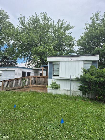 3216 Memorial Dr N, Elwood, IN 46036