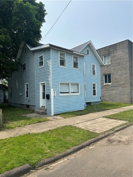 612 Lewis St, Elmira, NY 14904