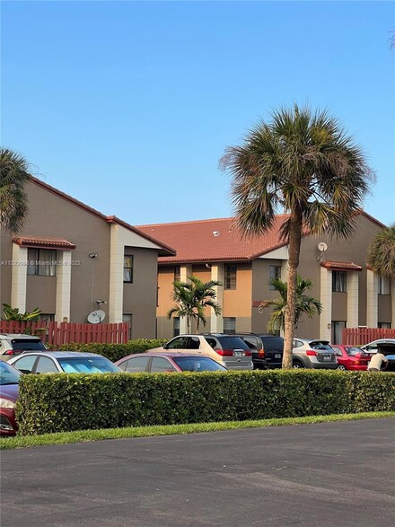 3261 Coral Ridge Dr Unit 3261, Coral Springs, FL 33065