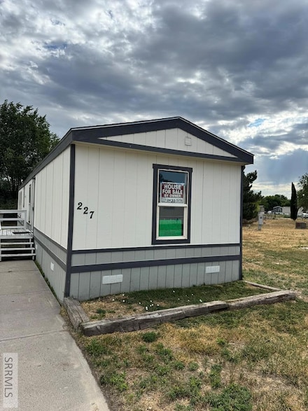 1900 W Quinn Rd Unit 227, Pocatello, ID 83202