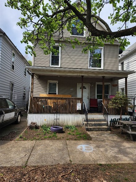 550 E 22nd St, Erie, PA 16503