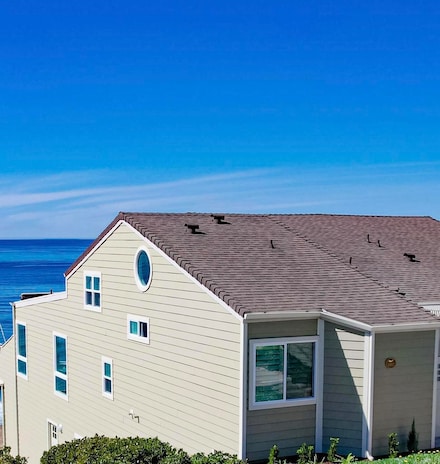 1802 Parliament Rd, Encinitas, CA 92024