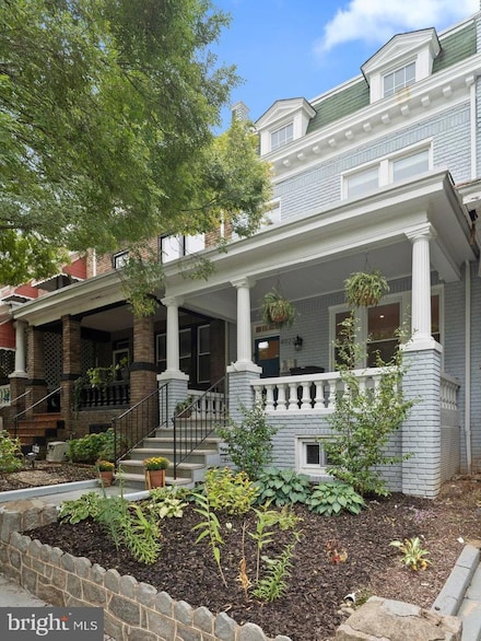4922 9th St NW, Washington, DC 20011