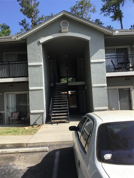 3705 SW 27th St Unit 422, Gainesville, FL 32608