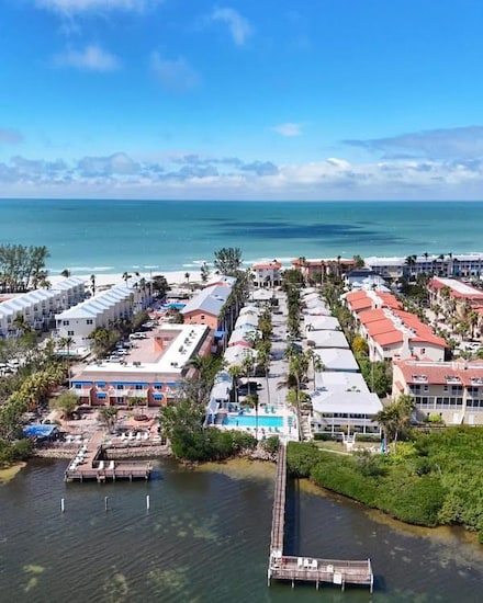1603 Gulf Dr N Unit 6, Bradenton Beach, FL 34217