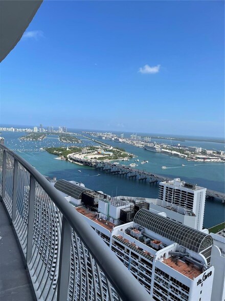 1750 N Bayshore Dr Unit 5610, Miami, FL 33132