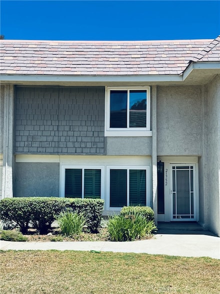 21752 Lake Vista Dr, Lake Forest, CA 92630