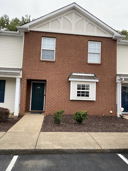316 Arapaho Dr, Murfreesboro, TN 37128