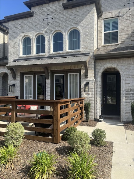 1134 Morgan Dr, Sherman, TX 75090