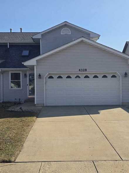 4328 Osullivan Dr, Joliet, IL 60431