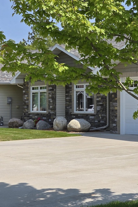 1300 Event Center Dr NE Unit 23, Bemidji, MN 56601