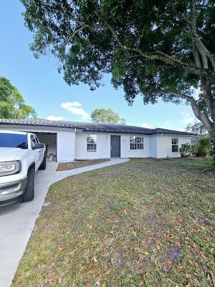 2201 SE Rich St, Port Saint Lucie, FL 34984